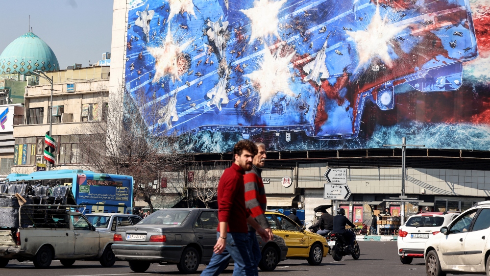 White House tells Iran to do deal as Trump hints at US strikes